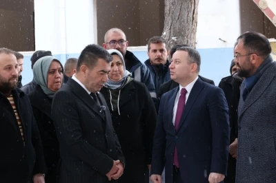 B&uuml;nyan&rsquo;da yeni h&uuml;k&uuml;met konağı i&ccedil;in inceleme
