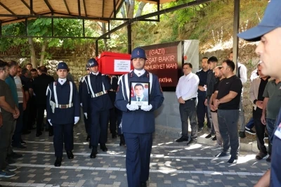Bünyanlı Gazi Reşat Bakır son yolculuğuna uğurlandı
