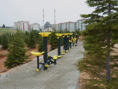 Burak Mahallesi&rsquo;ne 30 bin metrekarelik yeni park
