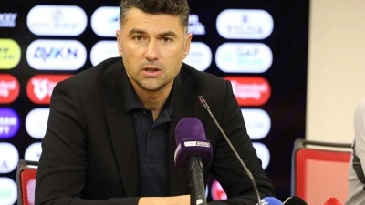 Burak Yılmaz 'aile dostumdur' diyerek milli yıldızı övdü
