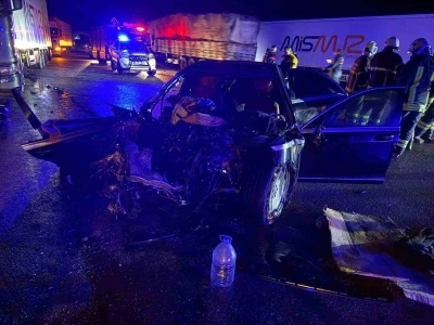 Burdur&rsquo;da feci kaza: 1 &ouml;l&uuml;, 7 yaralı
