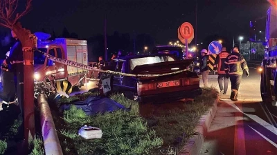 Burdur&rsquo;da feci kaza: 6 ay &ouml;nce evlenen gen&ccedil; &ccedil;ifti &ouml;l&uuml;m ayırdı
