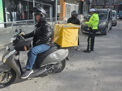 Burdur&rsquo;da motosiklet denetimi: 226 ara&ccedil; ve s&uuml;r&uuml;c&uuml;s&uuml; kontrol edildi
