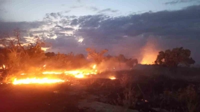 Burdur’da otluk alandaki yangın itfaiye tarafından söndürüldü
