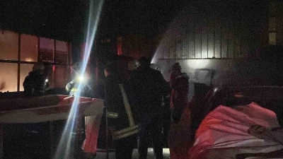 Burdur&rsquo;da oto boyama at&ouml;lyesinde &ccedil;ıkan yangın korkuttu
