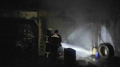 Burdur&rsquo;da oto yıkamacıda yangın
