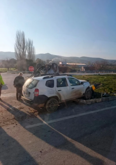 Burdur&rsquo;da otomobiller &ccedil;arpıştı: 5 yaralı
