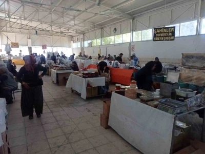 Burdur’da pazarcı kavgası: 2 yaralı
