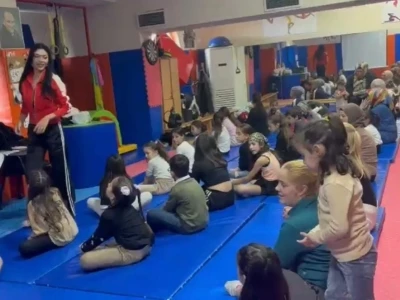 Burhaniye&rsquo;de anne ve &ccedil;ocukları sporda buluştu
