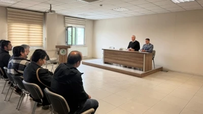 Burhaniye&rsquo;de bağımlılıkla m&uuml;cadele toplantısı yapıldı
