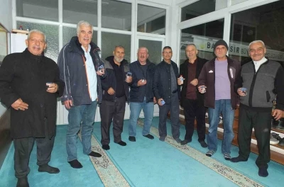 Burhaniye&rsquo;de camilerde Ramazan bereketi yaşanıyor
