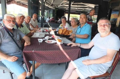 Burhaniye&rsquo;de Gazeteci Şenol Torlak i&ccedil;in lokma hayrı d&uuml;zenlendi
