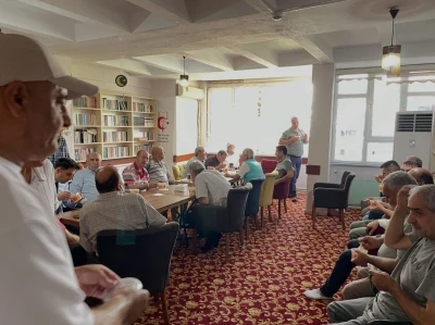 Burhaniye&rsquo;de geleneksel aşure hayrı ilgi g&ouml;rd&uuml;
