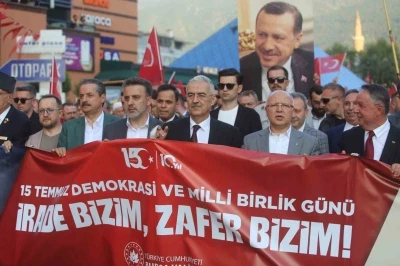 Bursa 15 Temmuz&rsquo;un 10. yılında tek y&uuml;rek
