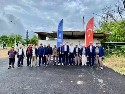 Bursa B&uuml;y&uuml;kşehir Belediyesi&rsquo;nden &uuml;reticiye kaba yem desteği
