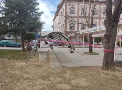 Bursa B&uuml;y&uuml;kşehir, şiddetli r&uuml;zgara karşı teyakkuzda
