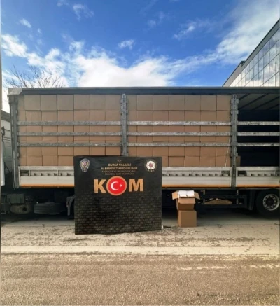 Bursa&rsquo;da 10 milyon 510 bin adet ka&ccedil;ak makaron ele ge&ccedil;irildi
