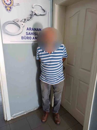 Bursa&rsquo;da 13 yıldır aranan dolandırıcı yakalandı
