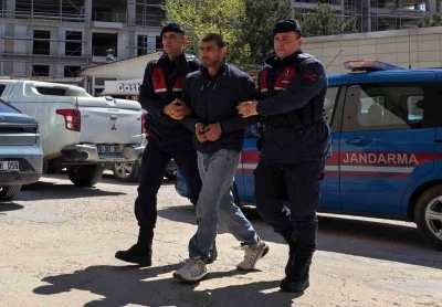 Bursa&rsquo;da 17 yıl hapis cezası bulunan şahıs jandarma ekiplerince yakalandı
