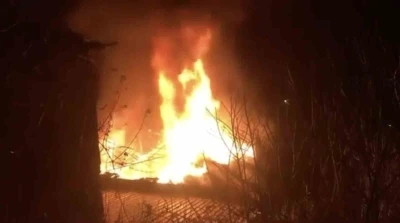 Bursa&rsquo;da 2 katlı ev alevlere teslim oldu
