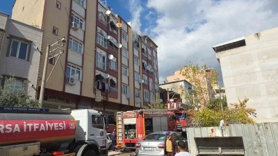 Bursa’da 6 katlı apartmanda yangın paniği

