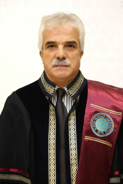 Bursa&rsquo;da akademi d&uuml;nyasını yasa boğan vefat
