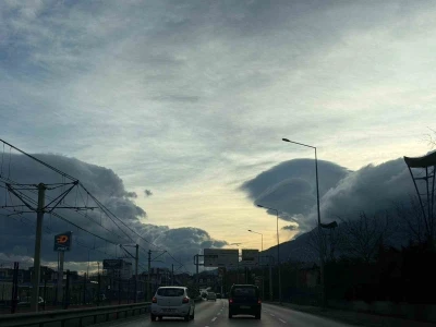 Bursa&rsquo;da g&ouml;ky&uuml;z&uuml;nde oluşan bulutlardan g&ouml;rsel ş&ouml;len
