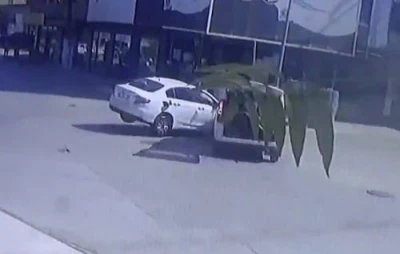 Bursa’da kaza anı kamerada: 1 yaralı
