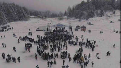Bursa&rsquo;da Kış Festivali&rsquo;ne yoğun katılım trafiği fel&ccedil; etti
