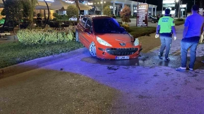 Bursa’da kontrolden çıkan otomobil takla attı: 1 yaralı
