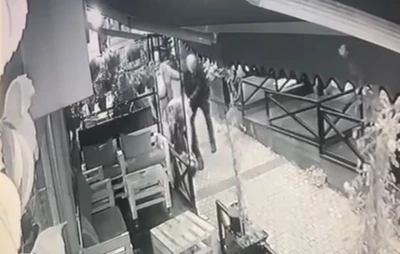 Bursa’da mekana alınmayan alkollü şahıs dehşet saçtı: 4 yaralı
