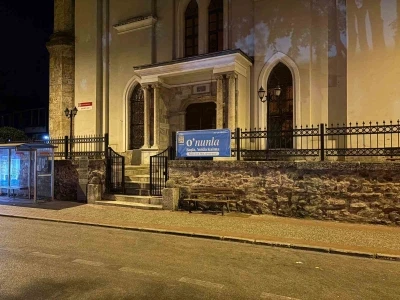 Bursa’da merak uyandıran pankartlar: &quot;Kim O?&quot;
