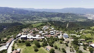 Bursa&rsquo;da o k&ouml;yde &rsquo;İmece&rsquo; usul&uuml; s&uuml;r&uuml;yor
