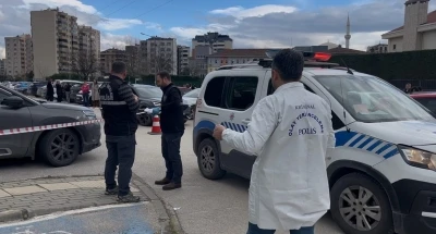 Bursa&rsquo;da okul &ouml;n&uuml;nde kadın &ouml;ğretmene silahlı saldırı d&uuml;zenleyen eski nişanlısı tutuklandı
