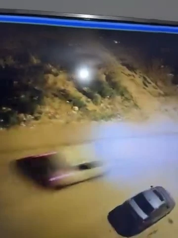 Bursa’da otomobil bisikletli çocuğa çarptı, o anlar kameralara yansıdı
