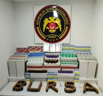 Bursa&rsquo;da ruhsatsız ila&ccedil; operasyonu: Binlerce &uuml;r&uuml;n ele ge&ccedil;irildi
