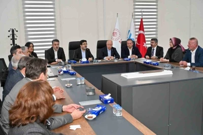 Bursa&rsquo;da y&uuml;ksek hızlı tren hattının 2026 sonunda hizmete alınacağı a&ccedil;ıklandı
