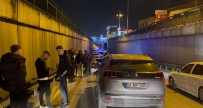 Bursa&rsquo;da zincirleme trafik kazası sonrası kavga &ccedil;ıktı
