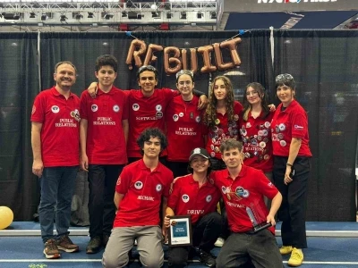 Bursa&rsquo;dan New York&rsquo;a uzanan başarı: FRC&rsquo;de b&uuml;y&uuml;k gurur
