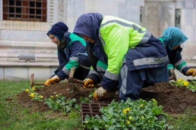 Bursa kışın da &ccedil;i&ccedil;ek bah&ccedil;esine d&ouml;n&uuml;ş&uuml;yor
