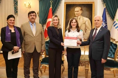 Bursa&rsquo;nın rayları kadınlara emanet
