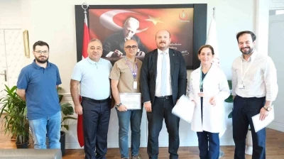 Bursa Şehir Hastanesi&rsquo;nde anne karnında hayat kurtaran m&uuml;dahale
