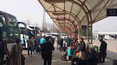 Bursa Şehirlerarası Otob&uuml;s Terminali&rsquo;nde bayram yoğunluğu başladı
