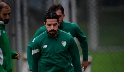 Bursaspor, Tahsin Tam yönetiminde ilk antrenmanını yaptı
