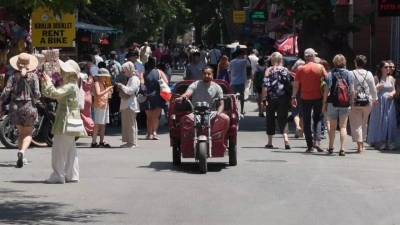 B&uuml;y&uuml;kada&rsquo;da hafta sonu yoğunluğu