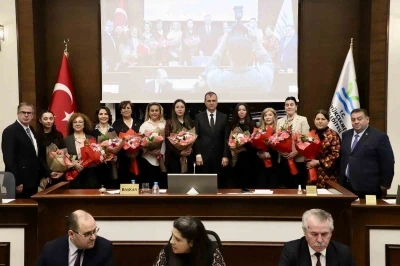 B&uuml;y&uuml;k&ccedil;ekmece Belediye Meclisi nisan ayı toplantısı yapıldı
