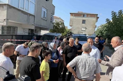 Büyükçekmece’de boşaltılan binalarda inceleme devam ediyor
