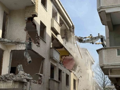 B&uuml;y&uuml;k&ccedil;ekmece&rsquo;de depremde yıkılma riski bulunan 5 binada kentsel d&ouml;n&uuml;ş&uuml;m
