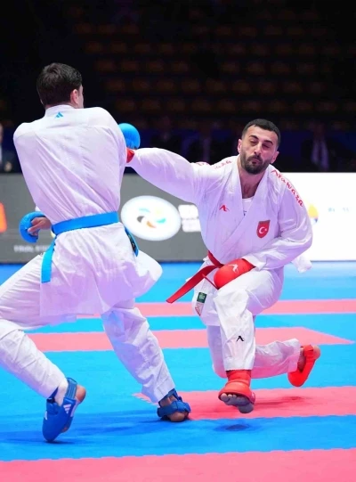 B&uuml;y&uuml;kler Avrupa Karate Şampiyonası&rsquo;nda Uğur Aktaş&rsquo;tan g&uuml;m&uuml;ş madalya
