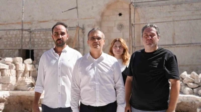 Büyükşehir, 6 şubat depremlerinden etkilenen tarihi Boğazkesen Camii’nin yaralarını sarıyor
